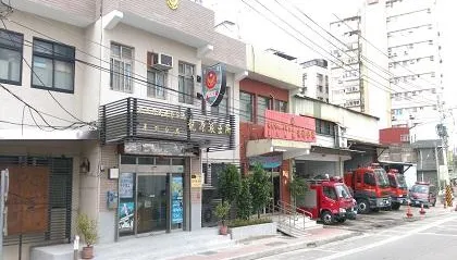 蘆洲警自戕命危！勤前「講了30分鐘電話」　出事關鍵疑是感情因素